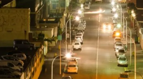 Đèn đường LED sân vườn bằng nhôm. Cực chống thấm nước, lắp đặt nhanh, màu bạc, cho cầu vượt, sân trong, đường đi, tường 1